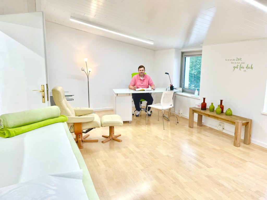Praxisraum sinnvoll Zentrum für Gesundheit Die Lichttrainer-3